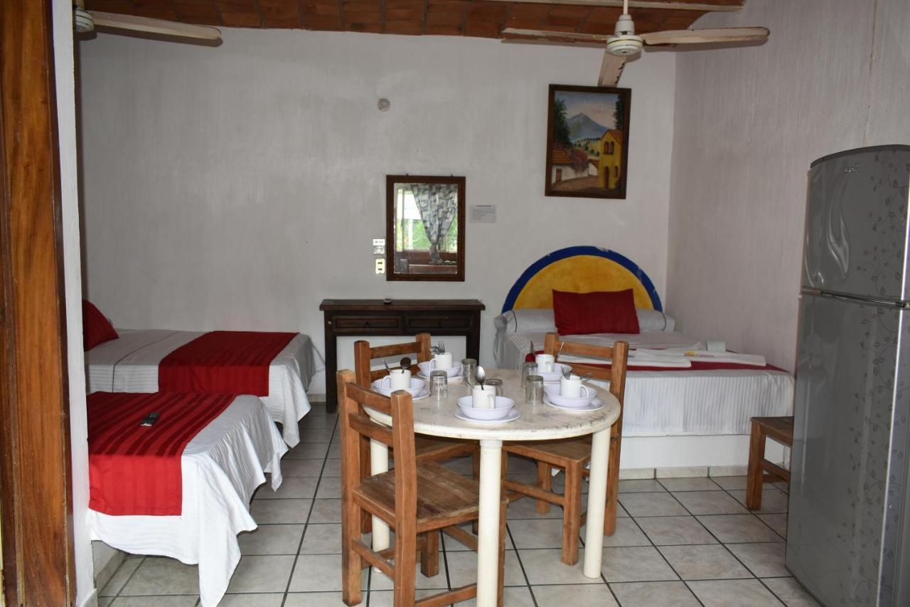 Hotel Y Bungalows Islas Careyes Los Ayala Ngoại thất bức ảnh
